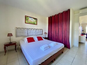 2 bedrooms, iron/ironing board, free WiFi, bed sheets - Appartement Bougainvillier Avec vue Incroyable (Les Trois-Îlets)