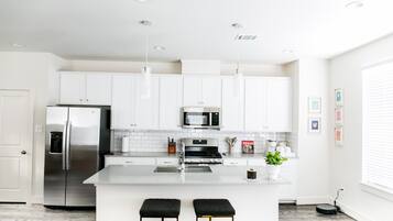 Kookgerei, borden en bestek