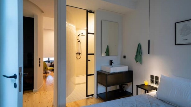 1 chambre, fer et planche à repasser, Wi-Fi, draps fournis