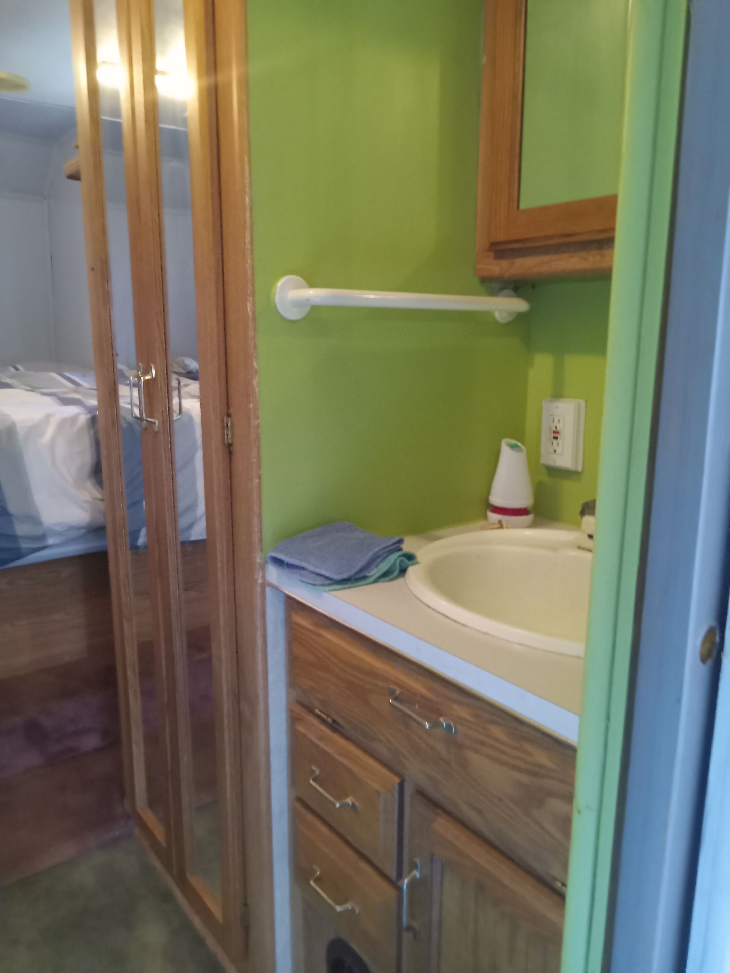 Shower, towels, soap, shampoo