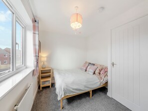 3 bedrooms, free WiFi, bed sheets