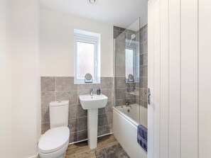 Towels - 3 bedroom accommodation in Amble (Amble)