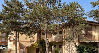 Holiday apartment with balcony and air conditioning