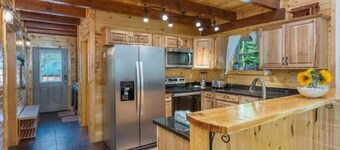 Hygge Hus-A Hidden Getaway in the Forest