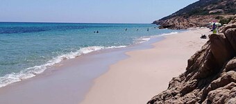 Holiday apartment 150 m from the sea