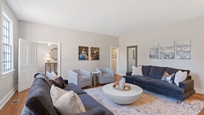 Living area - Experience the heart of downtown, where historic charm meets modern comforts. (Huntsville)