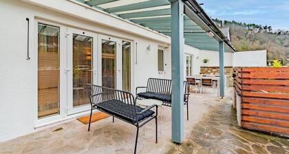 The Weir House - Symonds Yat