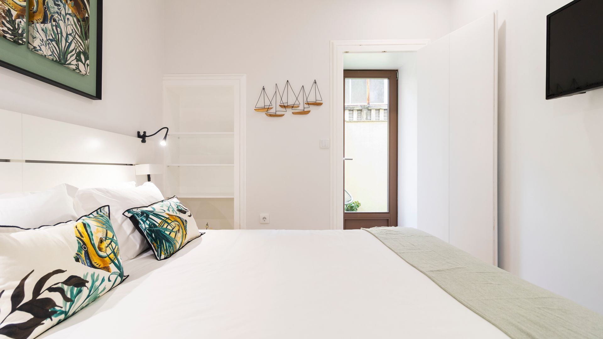 1 bedroom, iron/ironing board, free WiFi, bed sheets