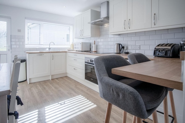 Eddie's - 2 Bedroom Chalet – Scurlage (4838)