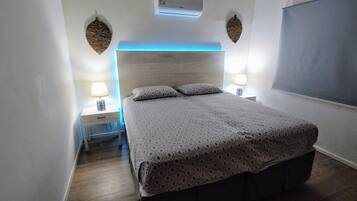 1 bedroom, in-room safe, free WiFi, bed sheets