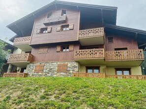 Exterior - 1st floor, balcony, tv, 43m², Les Saisies (Villard-sur-Doron)