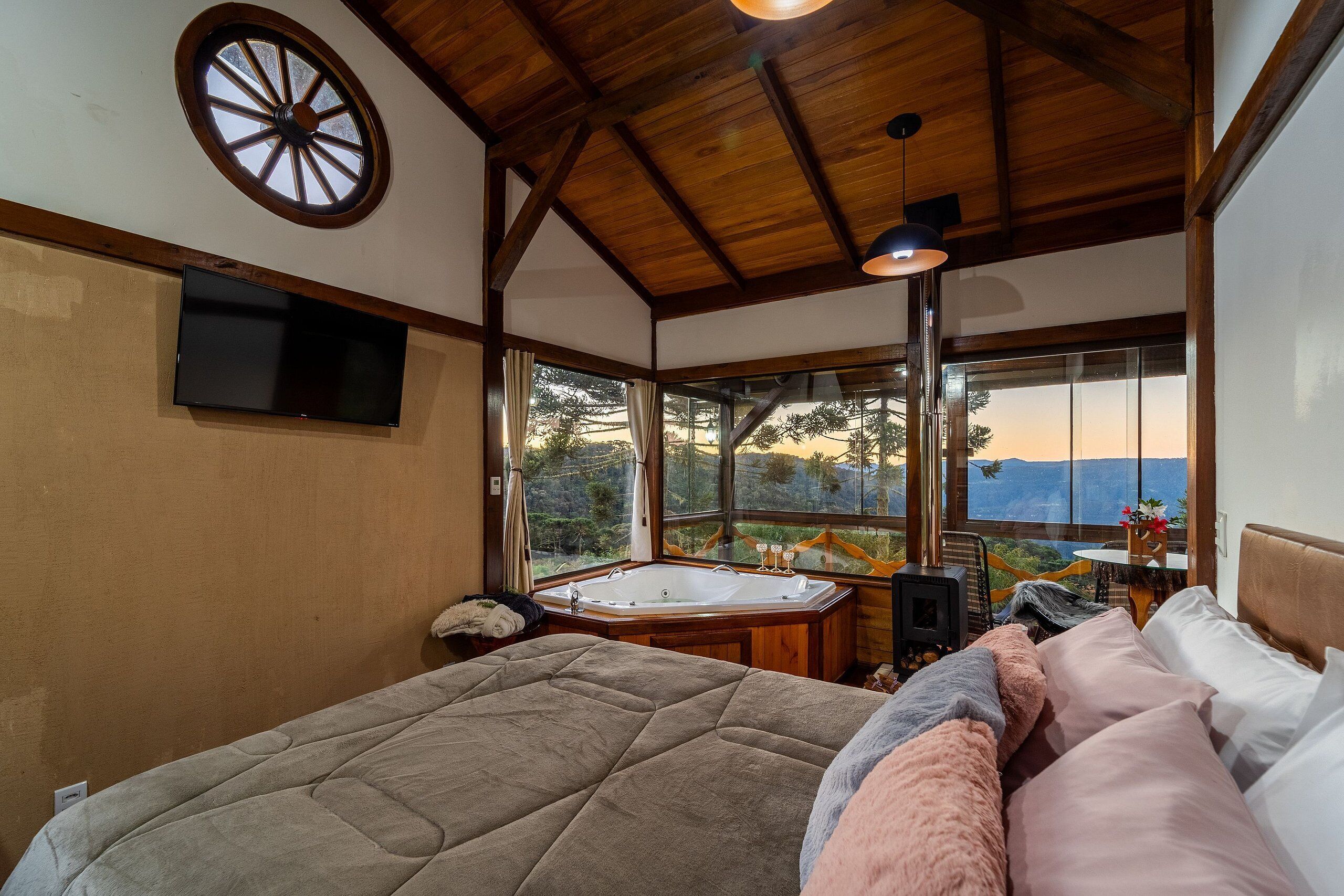 Chalet | Ropa de cama hipoalergénica, camas con pillow-top y minibar 