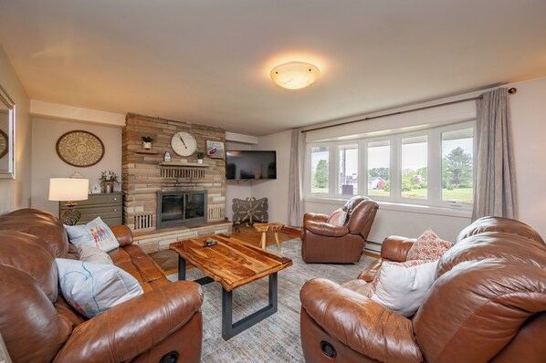 スマートテレビ、暖炉