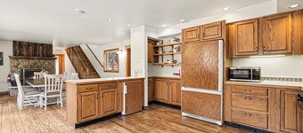 Coach House on Historical Crocker Ranch Pet Friendly - #22-ZONE3270