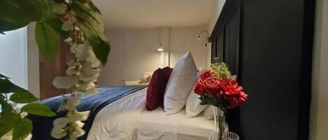 1 soverom, strykejern/-brett, wi-fi og sengetøy