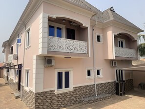 Front of property - Blue Icon Apartment (Loburo)