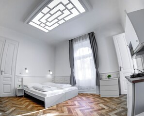 Standard Double or Twin Room, Garden View | Memory-foam beds, desk, laptop workspace, soundproofing - Toni Villa (Budapest)