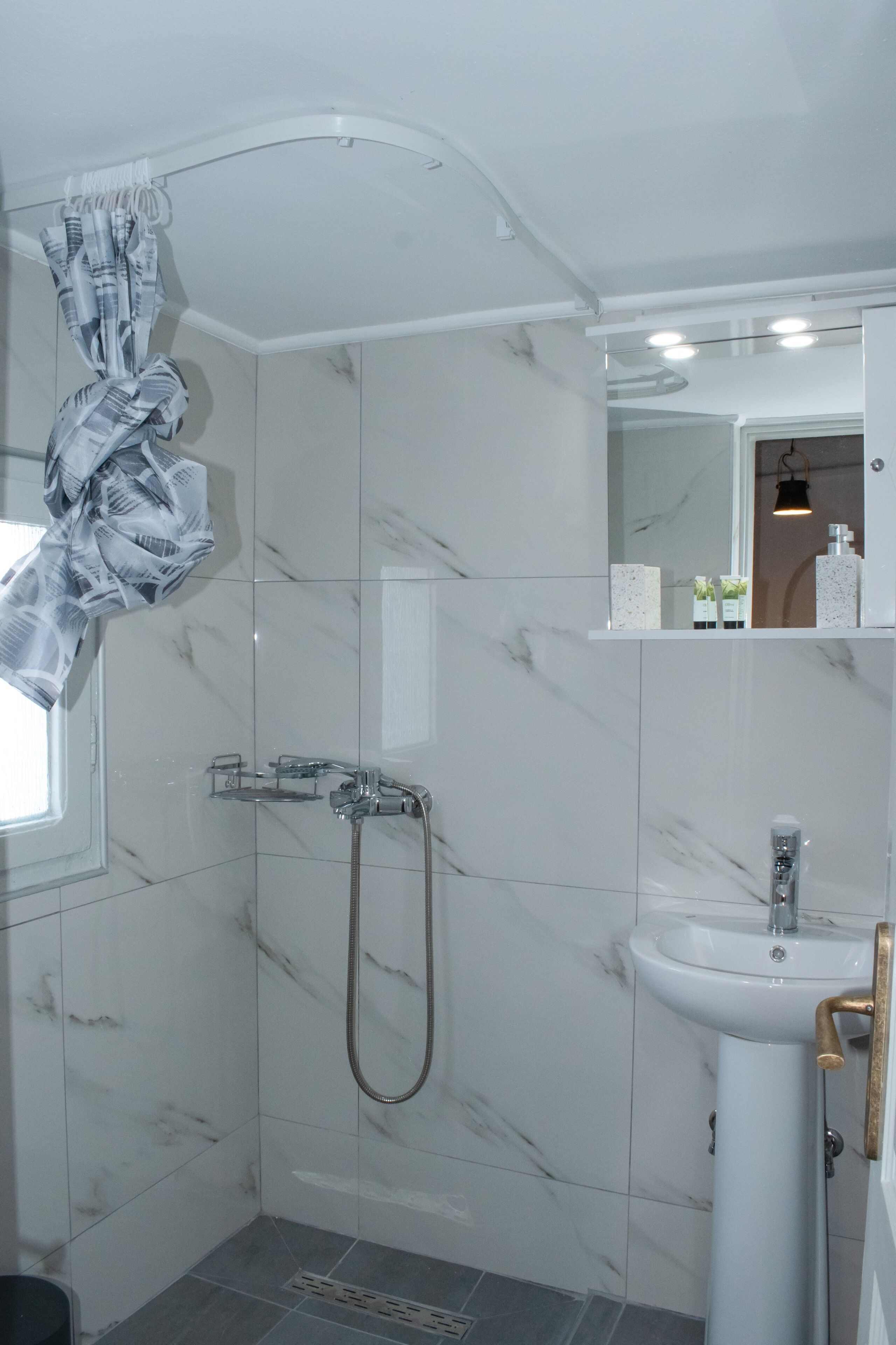 Artículos de tocador gratuitos, pantuflas