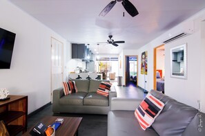 スマートテレビ、ステレオ