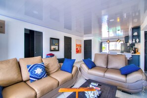 スマートテレビ、ステレオ