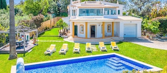 Villa with heatable pool & BBQ in Boliqueime
