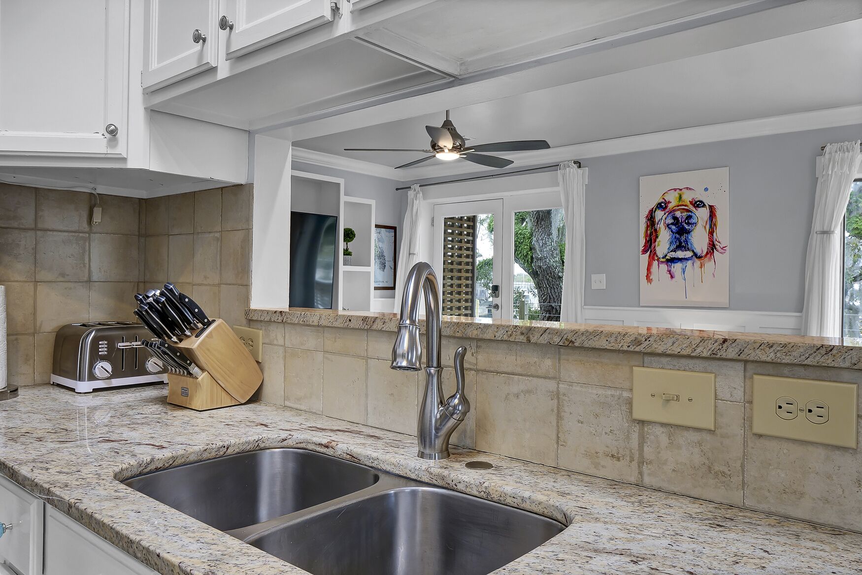 Mikrowelle, Ofen, Herdplatte, Geschirrspüler