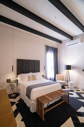 Luksusrom, 1 queensize-seng, 1. etasje | 1 soverom, sengetøy i egyptisk bomull og sengetøy av topp kvalitet