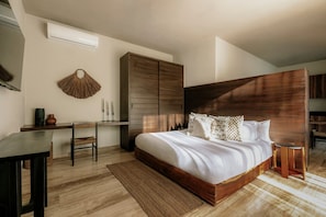 1 bedroom, in-room safe, desk, iron/ironing board - Attha Bliss Swim Up Beach Club Access (Tulum)