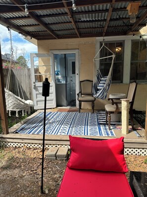 Terrace/patio - Newly Renovated 1936 Home Close To Augusta National, Airport & Downtown! (Augusta)