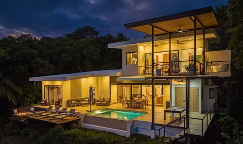 Casa Tres Parajitas - House of Three Little Birds