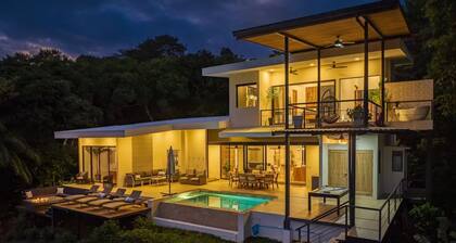 Casa Tres Parajitas - House of Three Little Birds