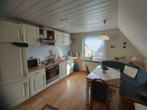 Schöne Obergeschoss-ferienwohnung