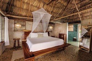 Chambre Double Signature, 1 très grand lit, non-fumeurs, vue jardin | Literie de qualité supérieure, matelas mémoire de forme, lit parapluie