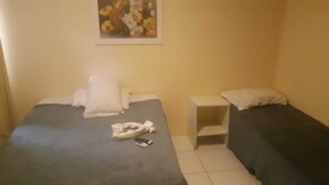 Standard Triple Room | Free WiFi, bed sheets - HOTEL ITAPUA AL MARE (Salvador)