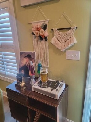 Interior - The Sugar Shack Cottage with Hot Tub (Tupelo)