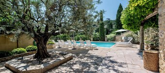 Vue D'exception en Plein Cœur de Gordes