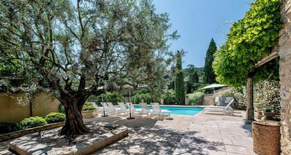 Vue D'exception en Plein Cœur de Gordes