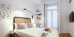 1 bedroom, in-room safe, iron/ironing board, free WiFi