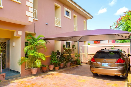 ERITH APARTMENT AND SUITES