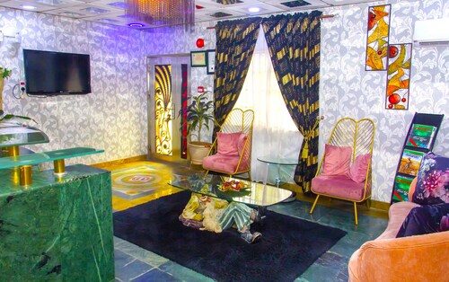 ERITH APARTMENT AND SUITES