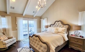 4 Schlafzimmer, Schreibtisch, Bügeleisen/Bügelbrett, kostenloses WLAN