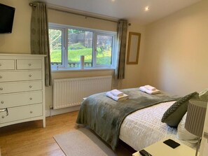 2 sovrum och sängkläder