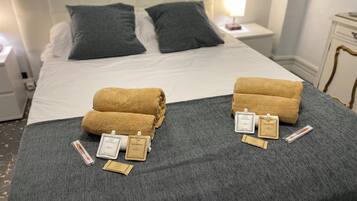 3 Schlafzimmer, Bügeleisen/Bügelbrett, Reisekinderbett, WLAN