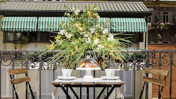 Superior Apartment | Terrace/patio