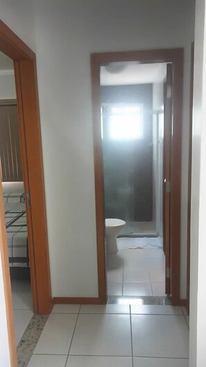 2 chambres, bureau, fer et planche à repasser, Wi-Fi gratuit