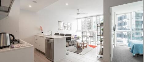 1 bedroom, desk, WiFi, bed sheets