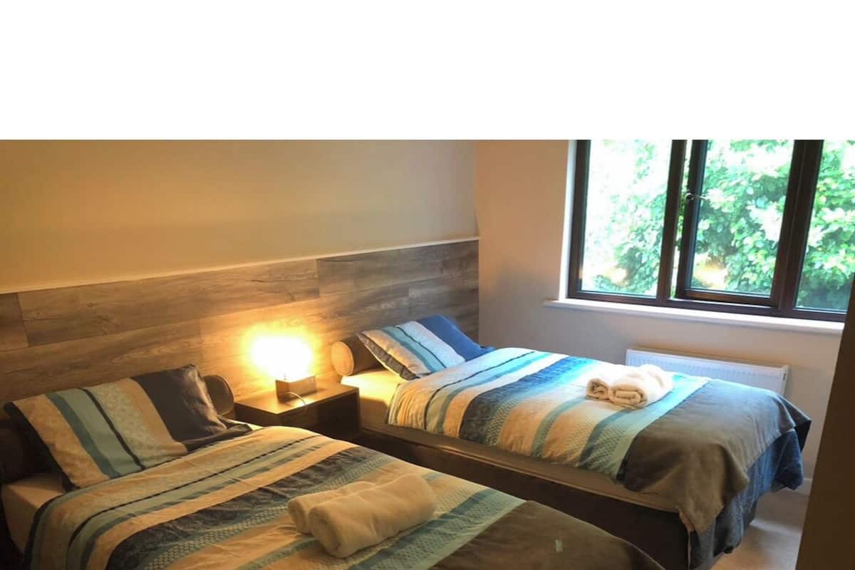 Economy Twin Room