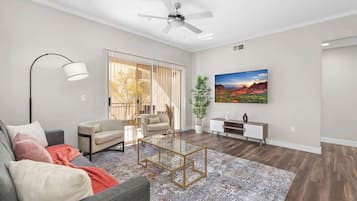 Smart-tv en een kantoor