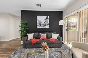 Smart TV, offices - Chic 1BR: Scottsdale, Pet-friendly, Sunrise Peak (Scottsdale)