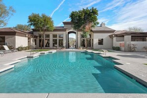 Pool - Chic 1BR: Scottsdale, Pet-friendly, Sunrise Peak (Scottsdale)